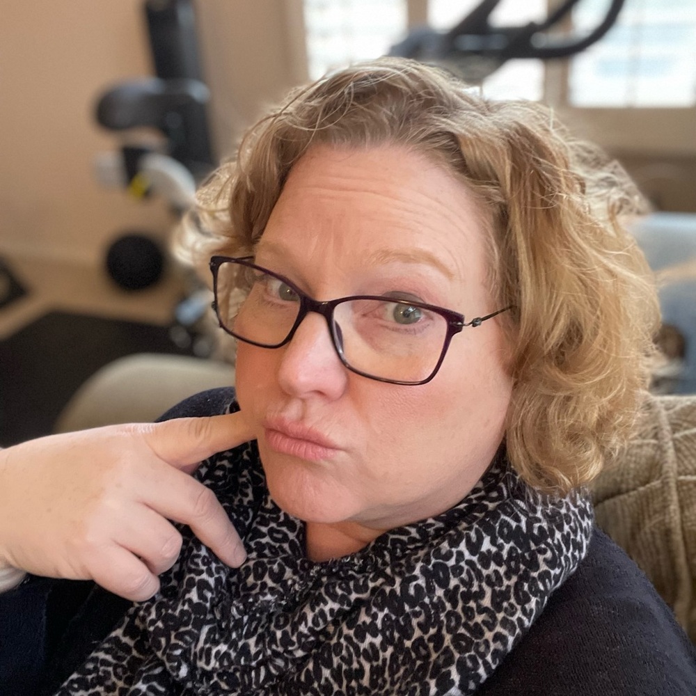 Meet your Posher, Carol
